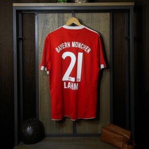 Bayern Munich 2009/10 Home Jersey – Philipp Lahm #21 – Size L – Red Adidas Shirt